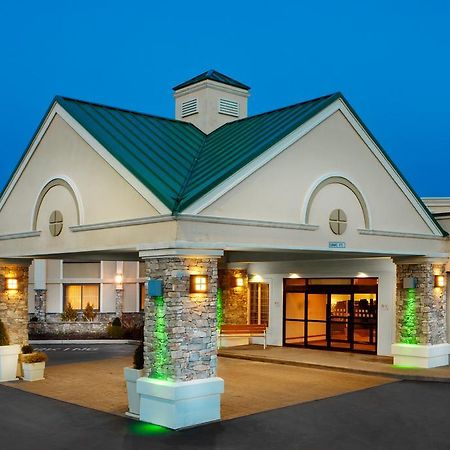 Holiday Inn Buffalo-Amherst Exterior photo