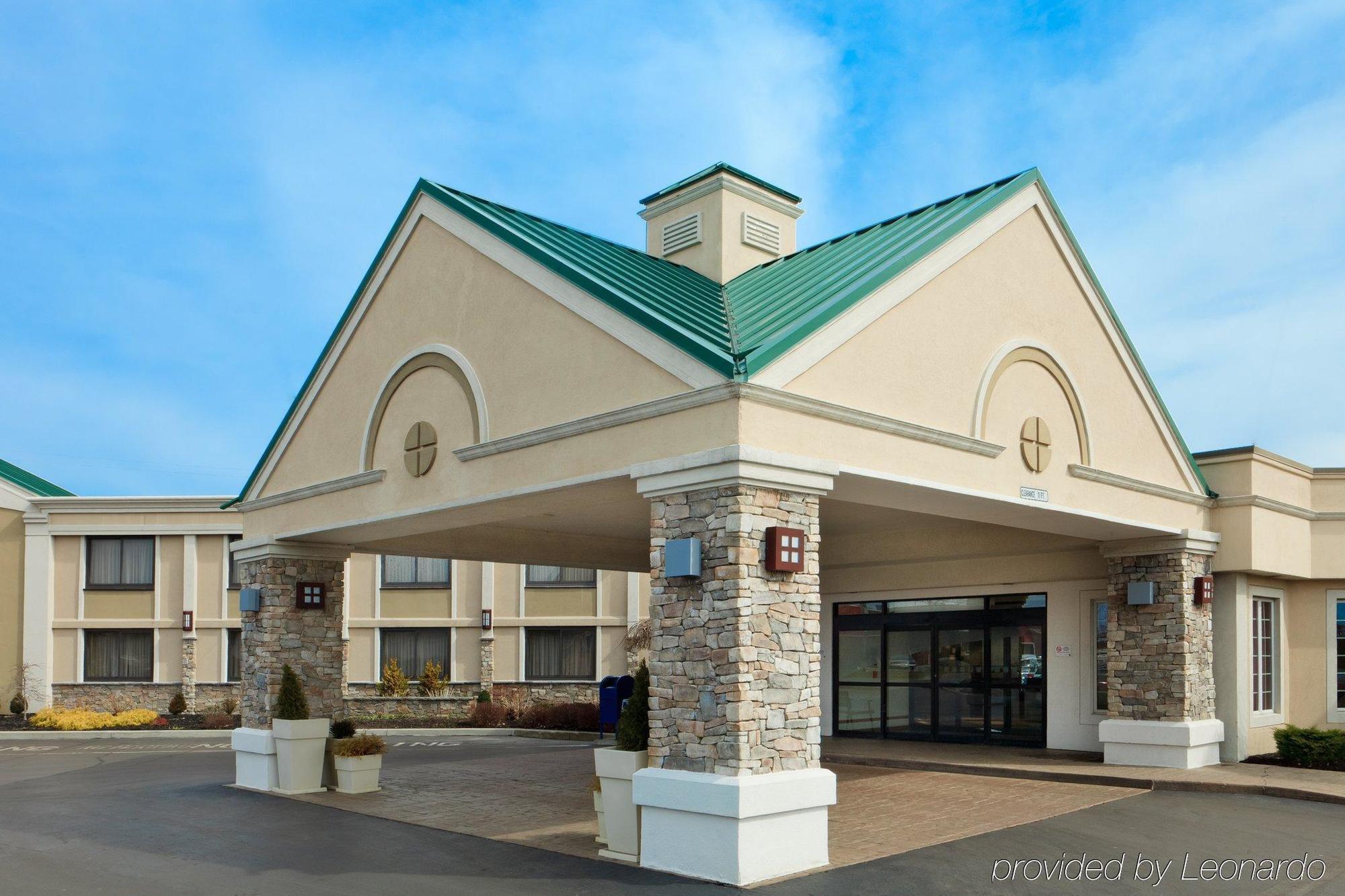 Holiday Inn Buffalo-Amherst Exterior photo